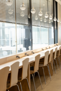 イメージ画像:採用情報08